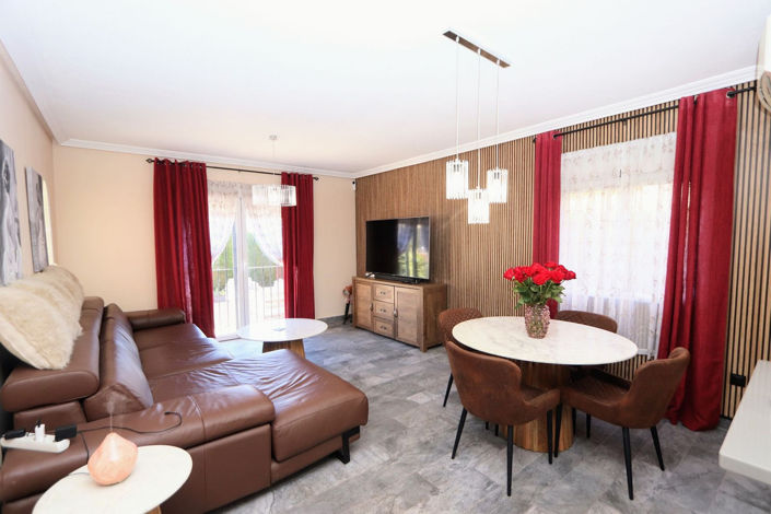 Image No.4-3 Bed House for sale