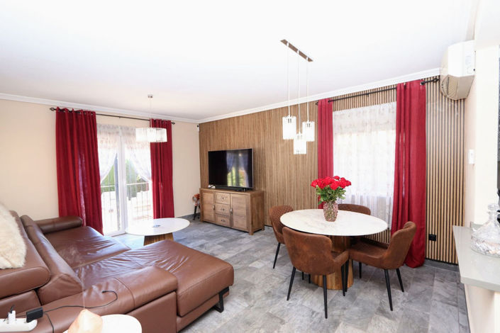 Image No.5-3 Bed House for sale