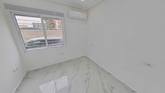 Image No.22-3 Bed Townhouse for sale