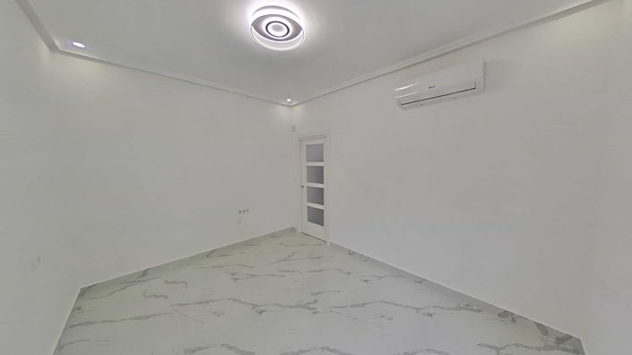 Image No.26-3 Bed Townhouse for sale