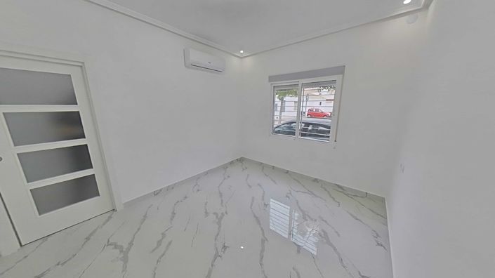 Image No.33-3 Bed Townhouse for sale