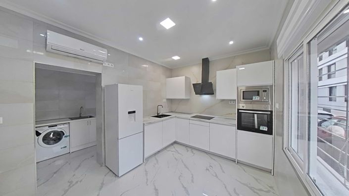 Image No.36-3 Bed Townhouse for sale