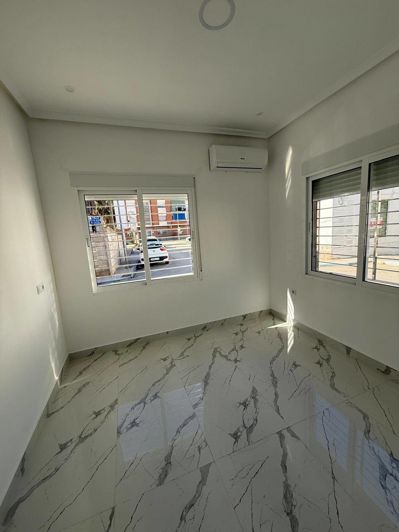 Image No.8-3 Bed Townhouse for sale