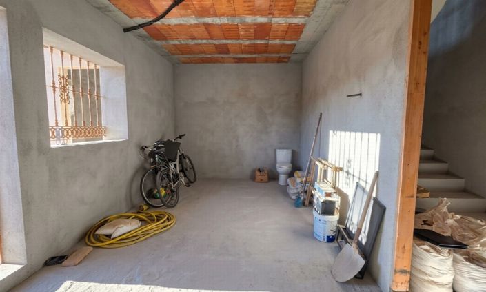 Image No.9-5 Bed Villa for sale