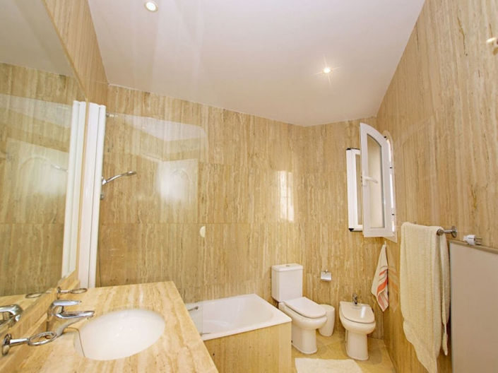 Image No.6-3 Bed Apartment for sale