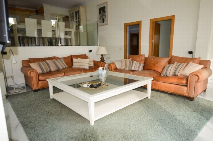 Image No.3-3 Bed Villa for sale