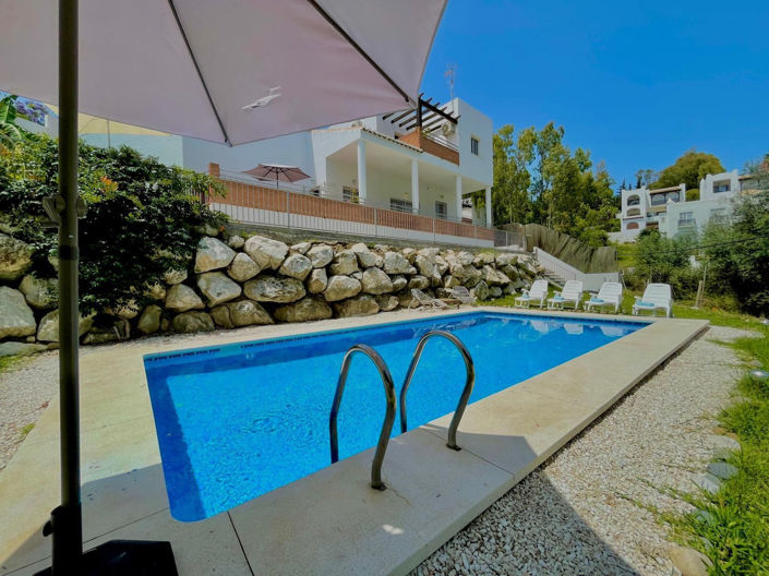 Image No.3-3 Bed House for sale
