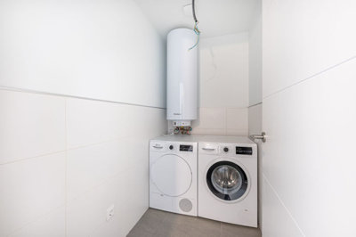 8-e64a9055bba3e77ac8aca3b893cdf826