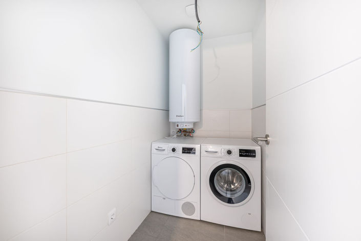 Image No.8-2 Bed Apartment for sale