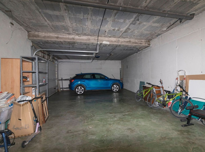 Image No.14-3 Bed House for sale