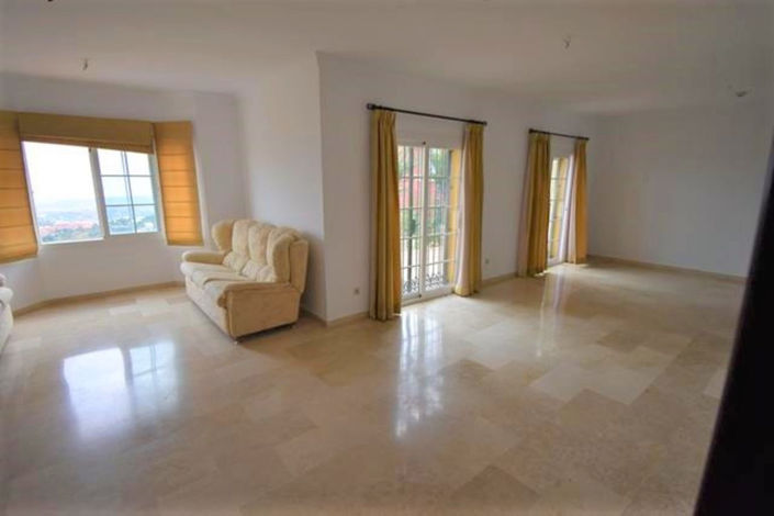 Image No.4-3 Bed House for sale