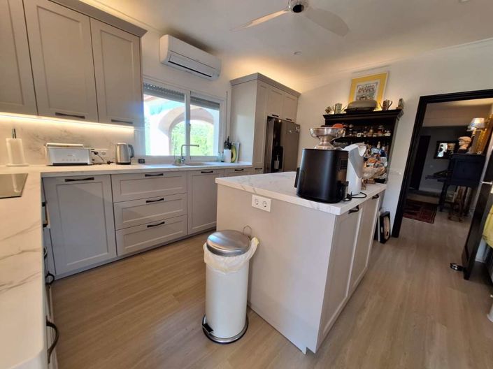 Image No.8-Villa de 4 chambres à vendre à Alicante