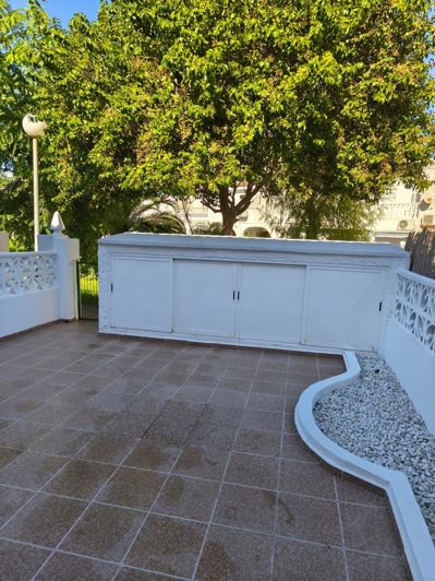 Image No.2-Maison de ville de 3 chambres à vendre à Torrevieja