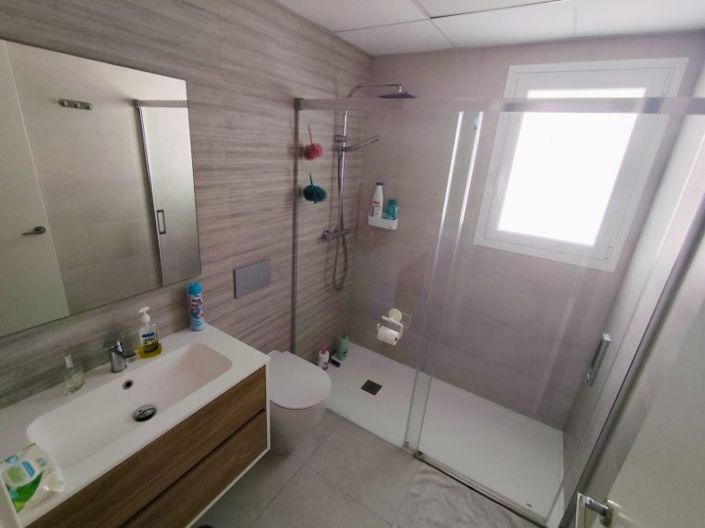 Image No.16-2 Bed Villa for sale