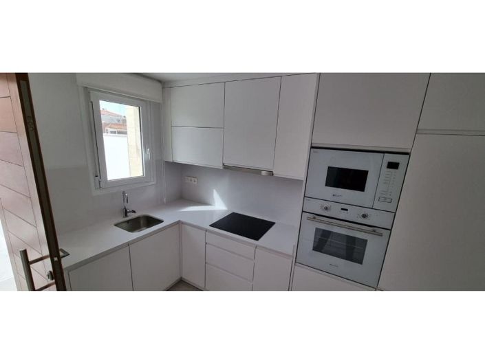 Image No.8-2 Bed Villa for sale