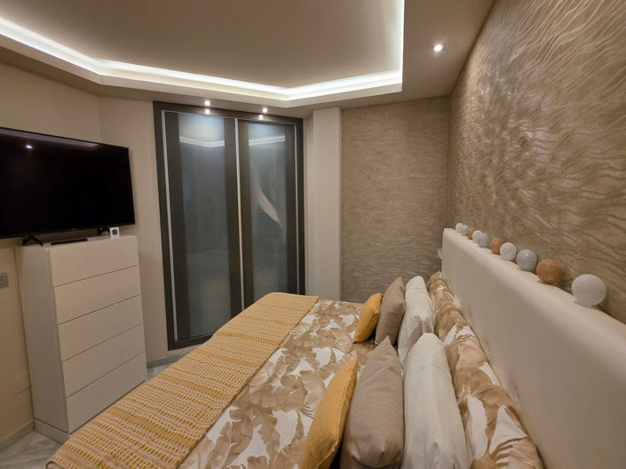 Image No.21-2 Bed Apartment for sale