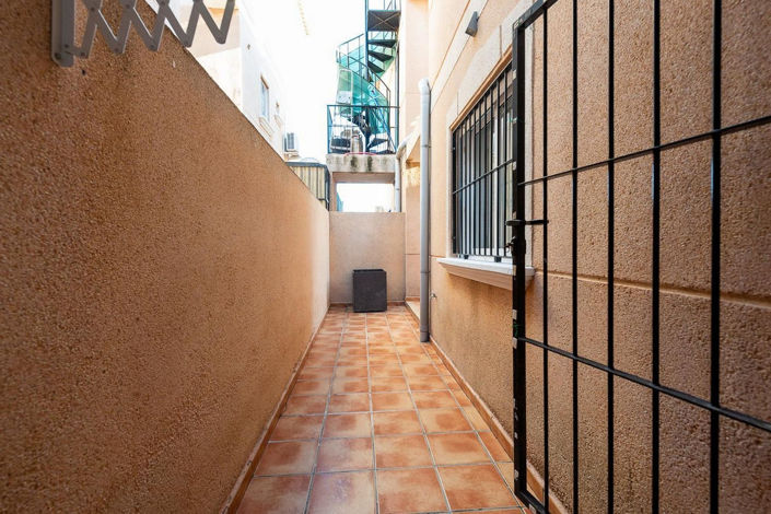 Image No.17-2 Bed Apartment for sale