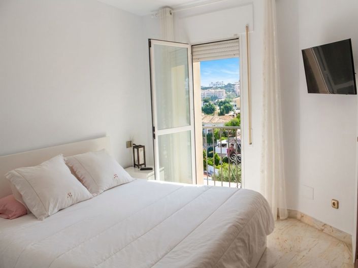 Image No.5-3 Bed Villa for sale