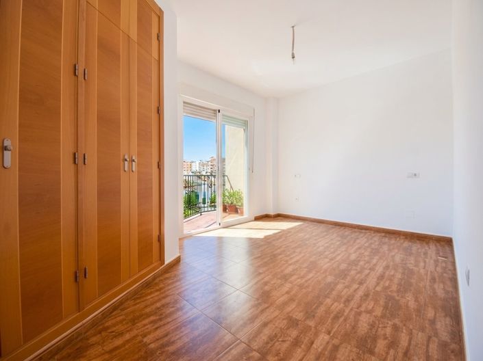 Image No.11-2 Bed Villa for sale