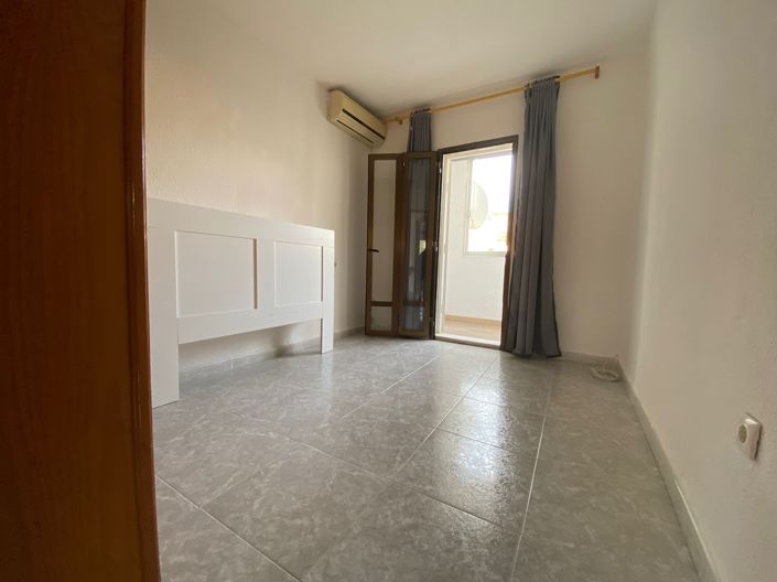 Image No.16-3 Bed Townhouse for sale