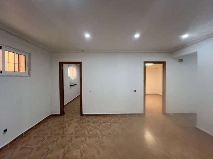 Image No.21-4 Bed Villa for sale