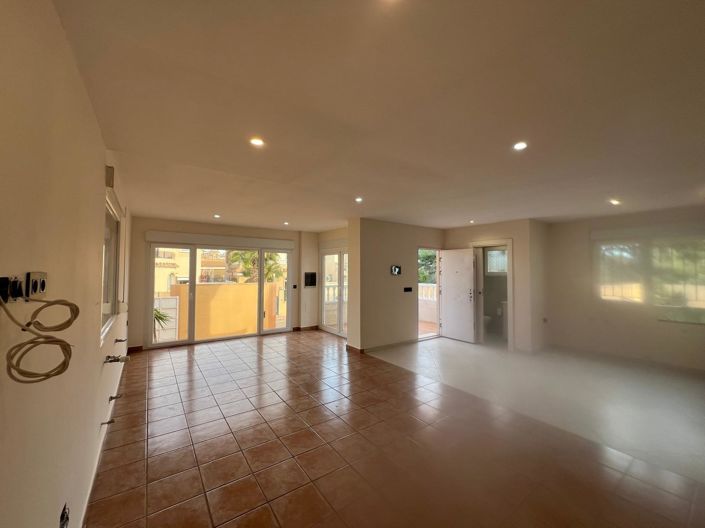 Image No.44-4 Bed Villa for sale