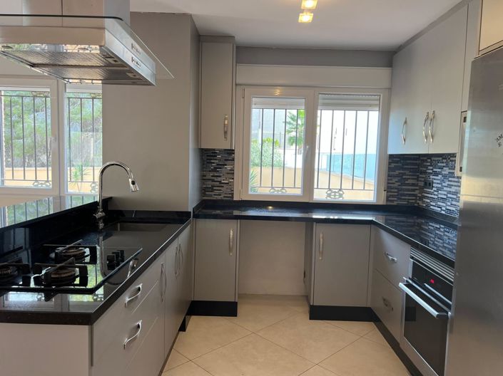 Image No.50-4 Bed Villa for sale