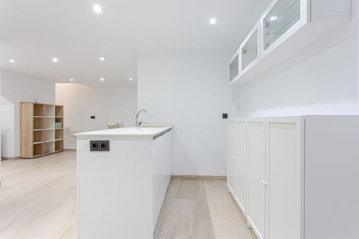 Image No.22-4 Bed Villa for sale