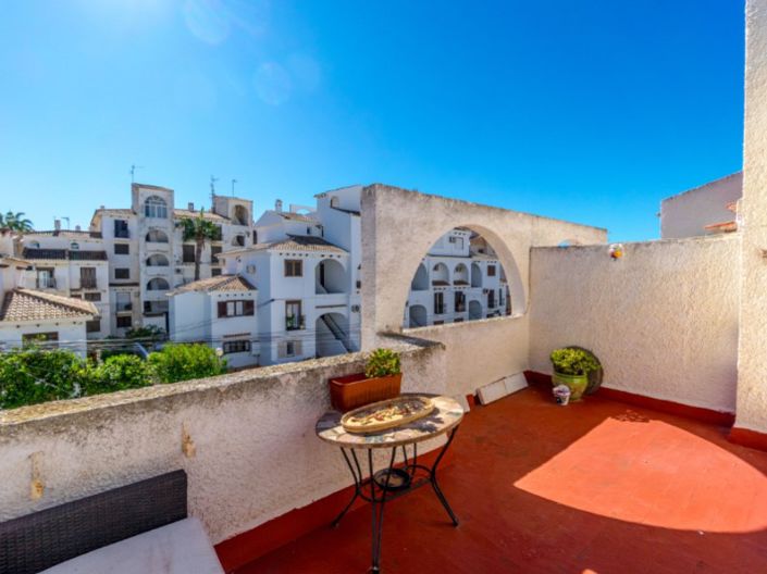 Image No.24-2 Bed Townhouse for sale