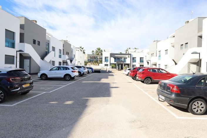 Image No.21-2 Bed Bungalow for sale