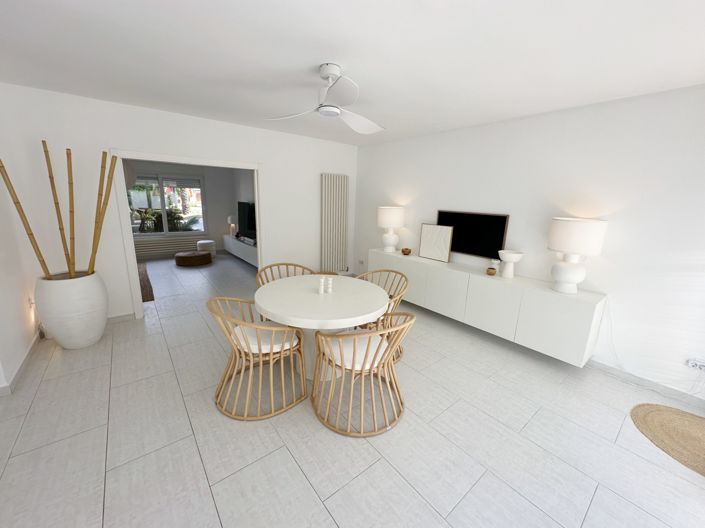 Image No.10-4 Bed Villa for sale