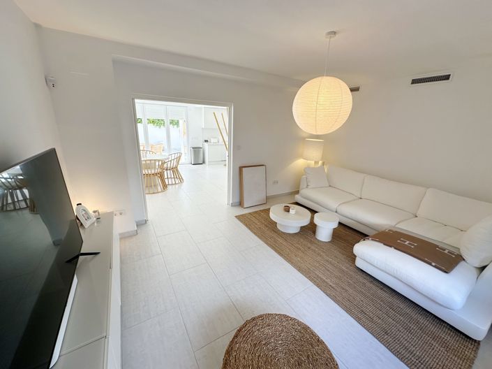 Image No.15-4 Bed Villa for sale