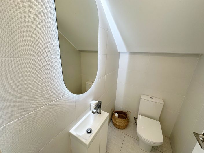 Image No.18-4 Bed Villa for sale