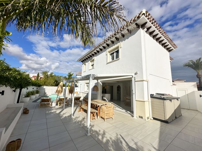 Image No.22-4 Bed Villa for sale