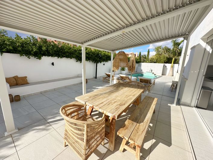 Image No.26-4 Bed Villa for sale