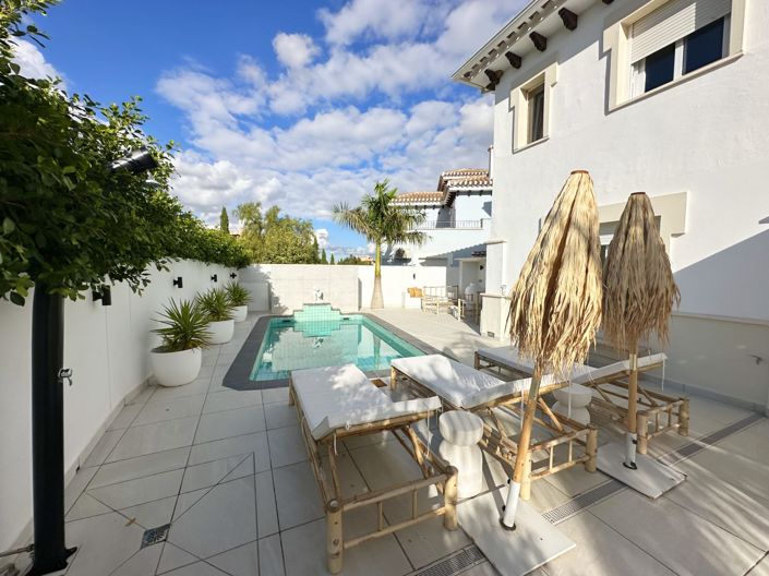 Image No.28-4 Bed Villa for sale