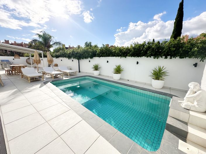 Image No.35-4 Bed Villa for sale