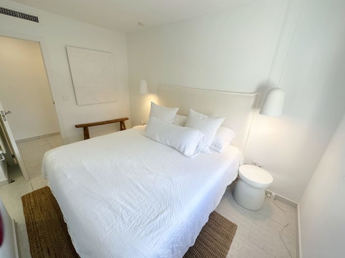 Image No.40-4 Bed Villa for sale