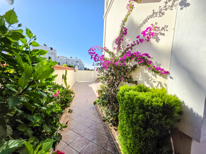 Image No.49-3 Bed Villa for sale