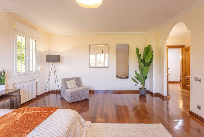 Image No.36-5 Bed Villa for sale