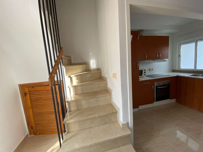 Image No.10-3 Bed Townhouse for sale