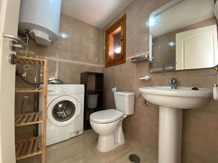 Image No.13-3 Bed Townhouse for sale