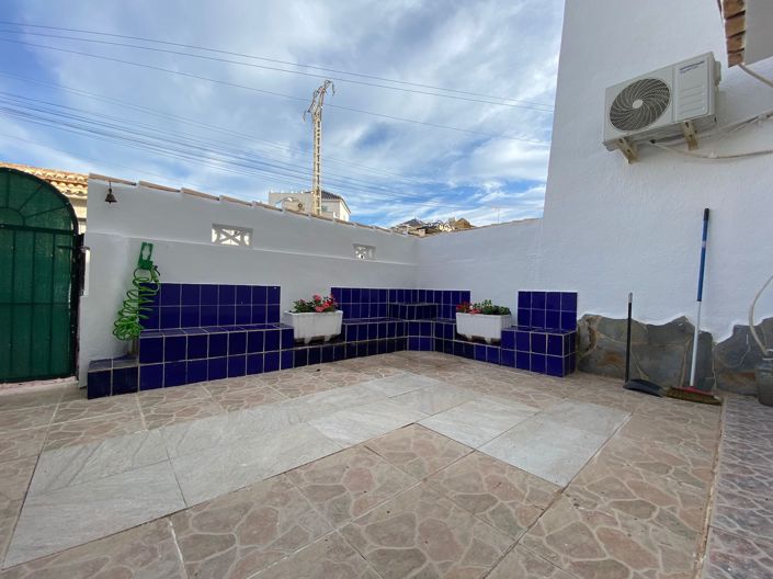 Image No.17-3 Bed Townhouse for sale