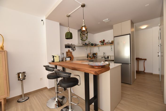 Image No.12-2 Bed Apartment for sale