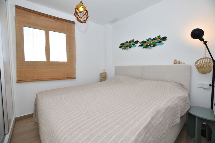 Image No.20-2 Bed Apartment for sale