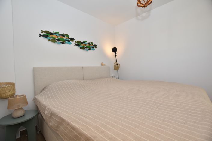 Image No.21-2 Bed Apartment for sale