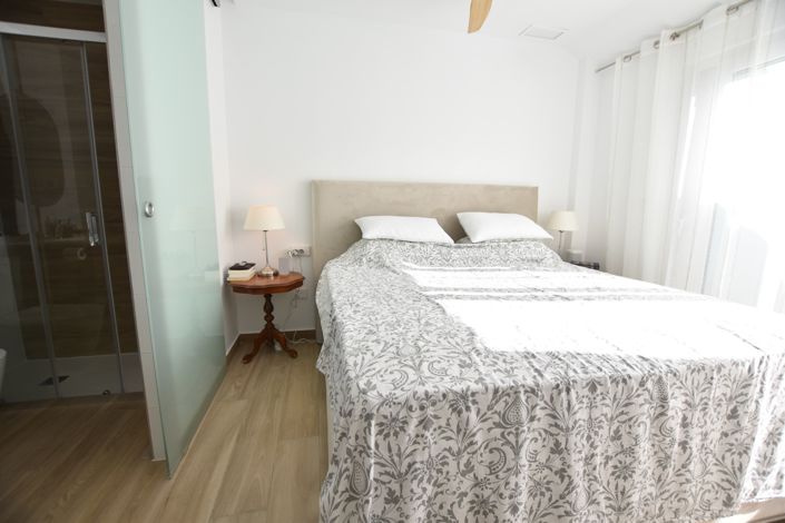 Image No.26-2 Bed Apartment for sale