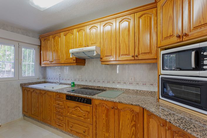 Image No.10-3 Bed Villa for sale