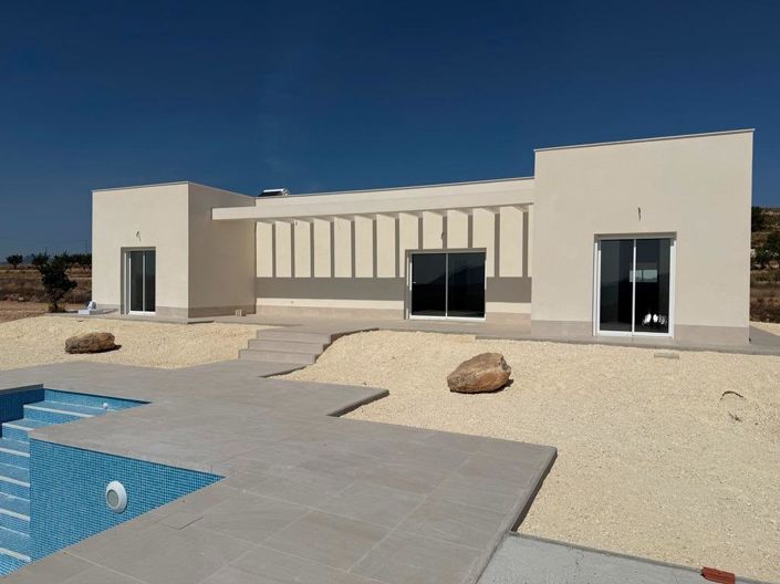 Image No.3-3 Bed Villa for sale