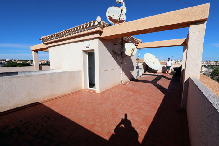 Image No.29-2 Bed Apartment for sale